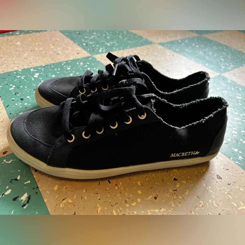 Macbeth Adams Shoes